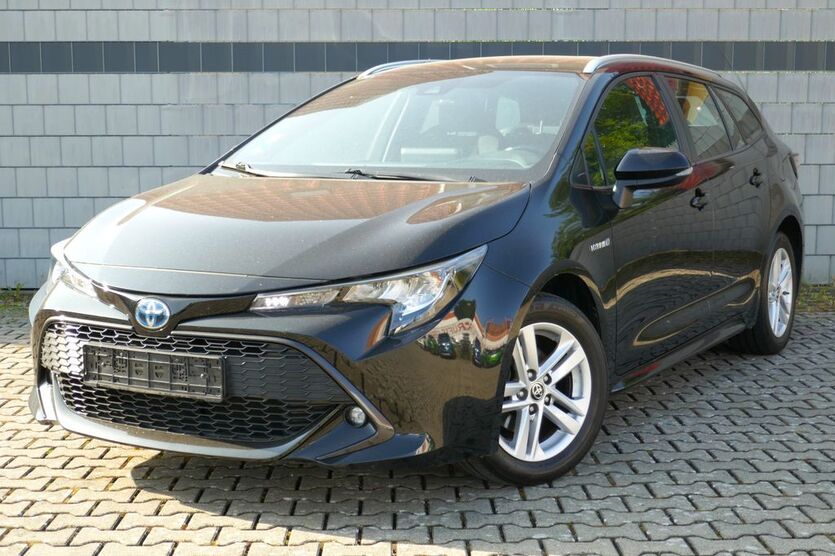 Toyota Corolla 51.200 km 20.850 € Detmold 32758