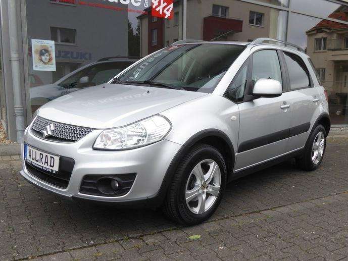 Suzuki SX4 57.350 km 7.390 € Paderborn 33102