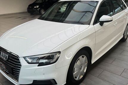 Audi A3 150.000 km 14.900 € Detmold 32758