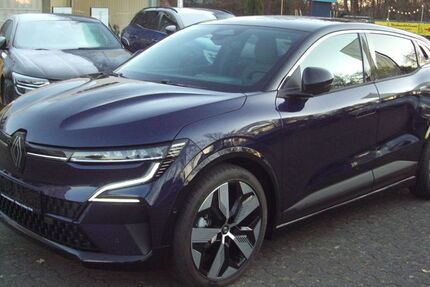 Renault Megane 10.500 km 35.990 € Rietberg 33397