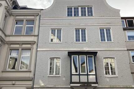 Wohnung Detmold Innenstadt - 2 Zimmer, 94 m&sup2;, 795&euro; | Angebot:24909778