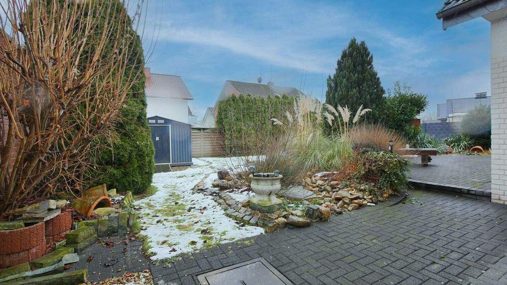 Einfamilienhaus Salzkotten / Mantinghausen Mantinghausen - 5 Zimmer, 193 m&sup2;, 449.000&euro; | Angebot:25338586