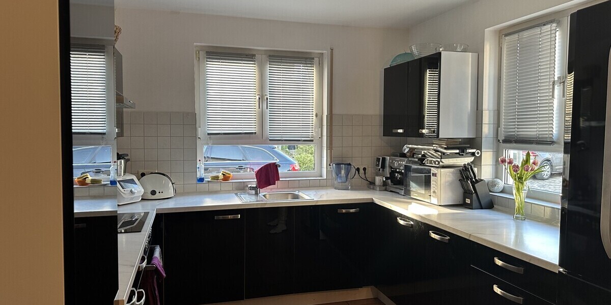 Moderne DHH · sehr gepflegt · werthaltig · zurzeit vermietet · ruhige Lage am Thunebach! - Doppelhaushälfte Bad Lippspringe | Angebot:24812631