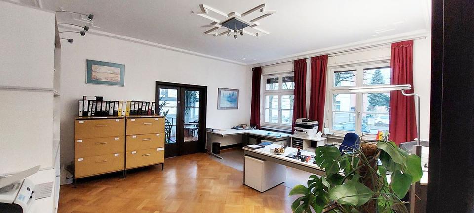 Representative Büroräume in Detmold Innenstadt zimmer