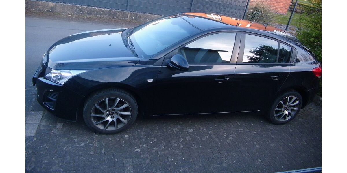 Chevrolet Cruze 75.200 km 5.990 € Salzkotten 33154