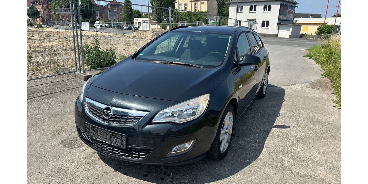 Opel Astra 209.000 km 2.799 &euro; Paderborn 33100