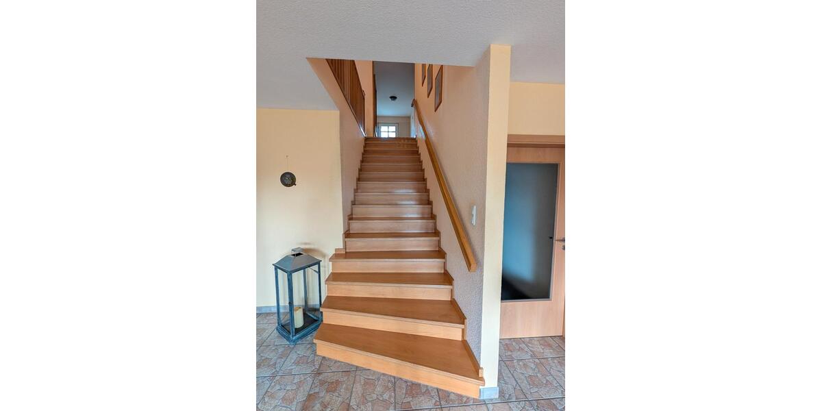 Mehrfamilienhaus, Wohnhaus Steinheim - 9 Zimmer, 200 m&sup2;, 398.000&euro; | Angebot:27400810