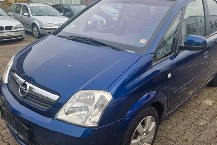 Opel Meriva 119.000 km 2.998 € Bielefeld 33609