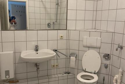 Wohnung Paderborn Neuenbeken - 1 Zimmer, 38 m&sup2;, 590&euro; | Angebot:25395144