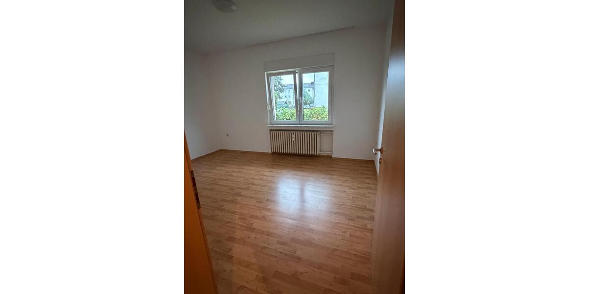 Erdgeschoßwohnung Paderborn - 3 Zimmer, 63 m&sup2;, 650&euro; | Angebot:27626619
