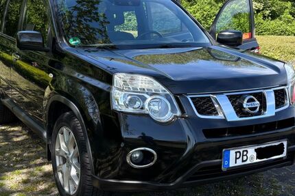 Nissan X-Trail 273.890 km 8.888 &euro; Paderborn 33102