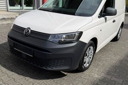 VW Caddy 178.000 km 13.499 &euro; Paderborn 33100