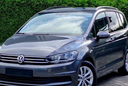 VW Touran 123.000 km 13.899 € Bad Lippspringe 33175