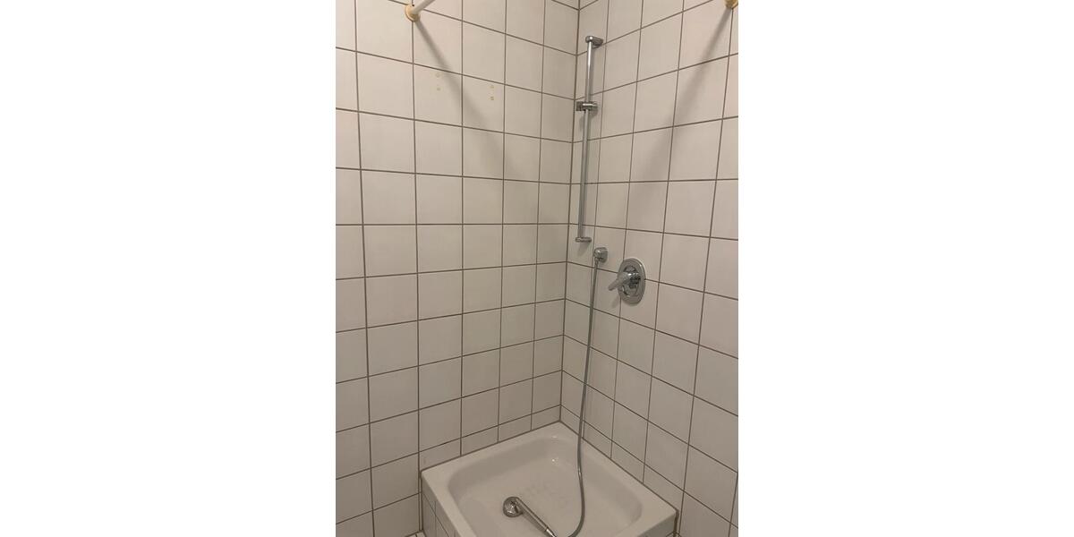 Erdgeschoßwohnung Paderborn Neuenbeken - 1 Zimmer, 38 m&sup2;, 590&euro; | Angebot:25395144