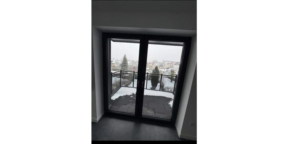 Dachgeschoßwohnung Paderborn Univiertel - 4 Zimmer, 110 m&sup2;, 1.400&euro; | Angebot:26237013