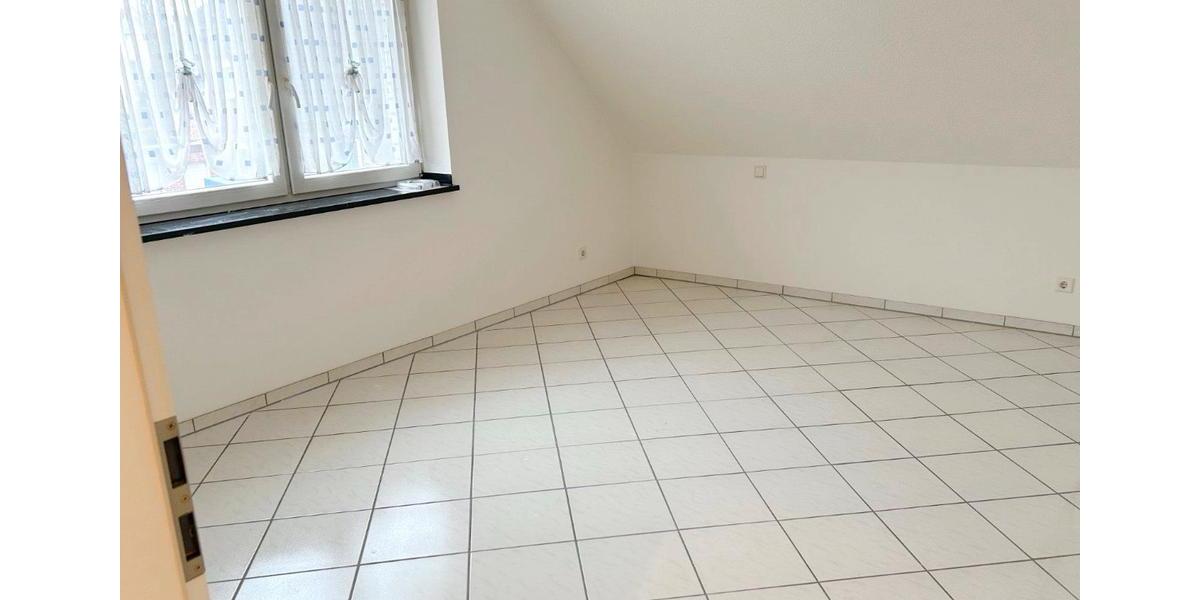 Doppelhaushälfte Geseke - 4 Zimmer, 154 m&sup2;, 1.500&euro; | Angebot:24822267