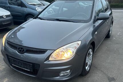 Hyundai i30 278.000 km 1.190 &euro; Paderborn 33100