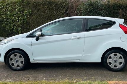 Ford Fiesta 89.000 km 5.999 € Leopoldshöhe 33818