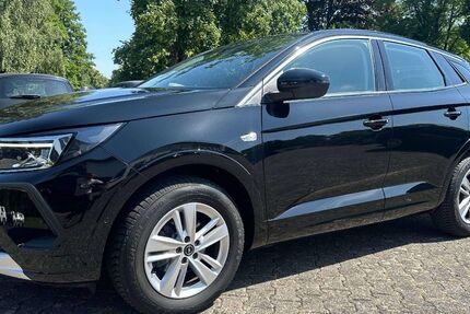 Opel Grandland (X) 25.626 km 19.990 &euro; Willebadessen 34439