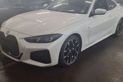 BMW 430 26.176 km 54.850 &euro; Paderborn 33104