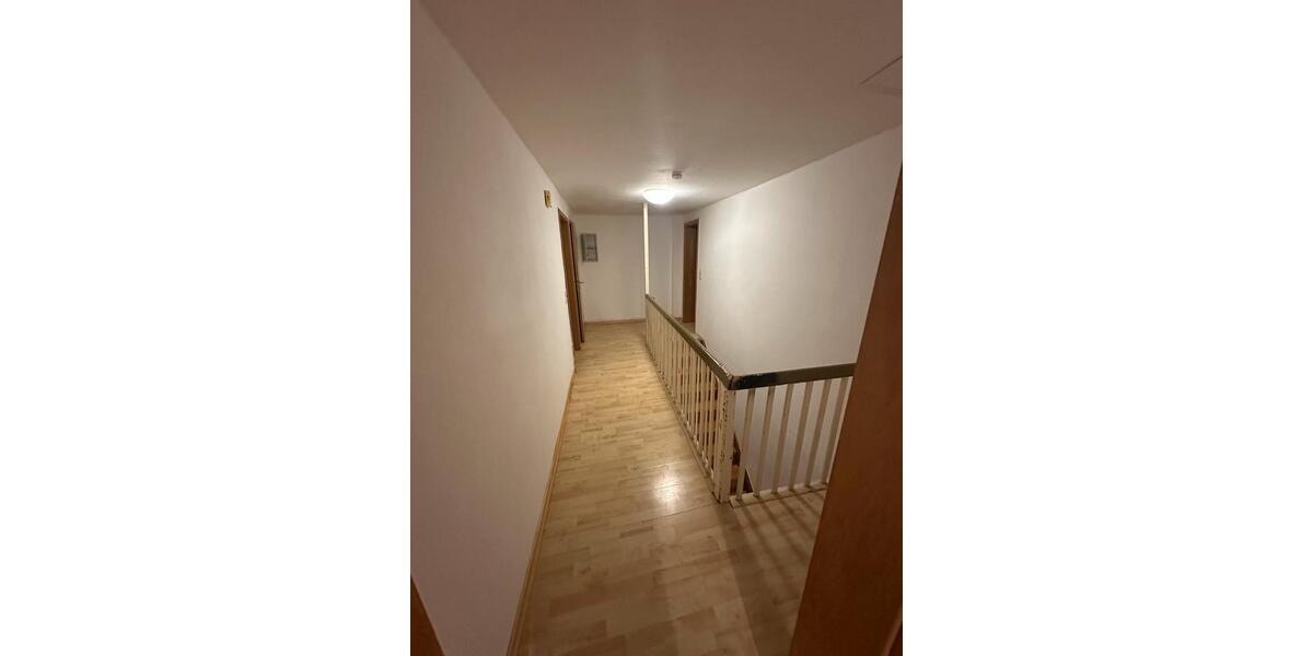 Etagenwohnung Marsberg - 4 Zimmer, 90 m&sup2;, 640&euro; | Angebot:25932725