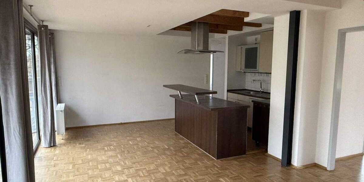 Etagenwohnung Detmold Innenstadt - 3 Zimmer, 91 m&sup2;, 950&euro; | Angebot:25819968