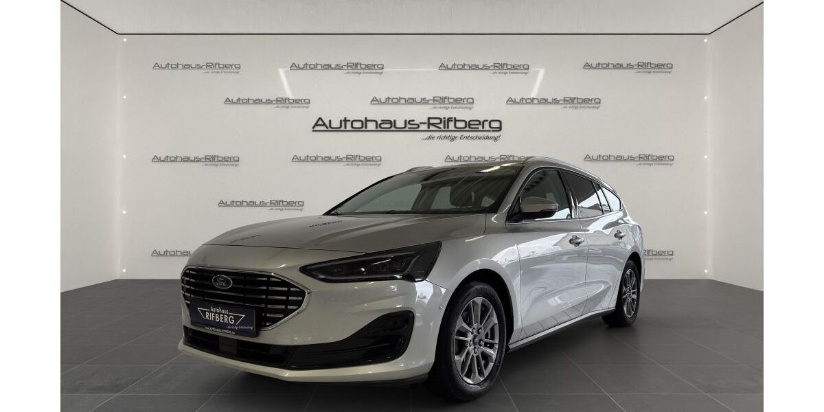 Ford Focus 21.000 km 22.890 &euro; Detmold 32758