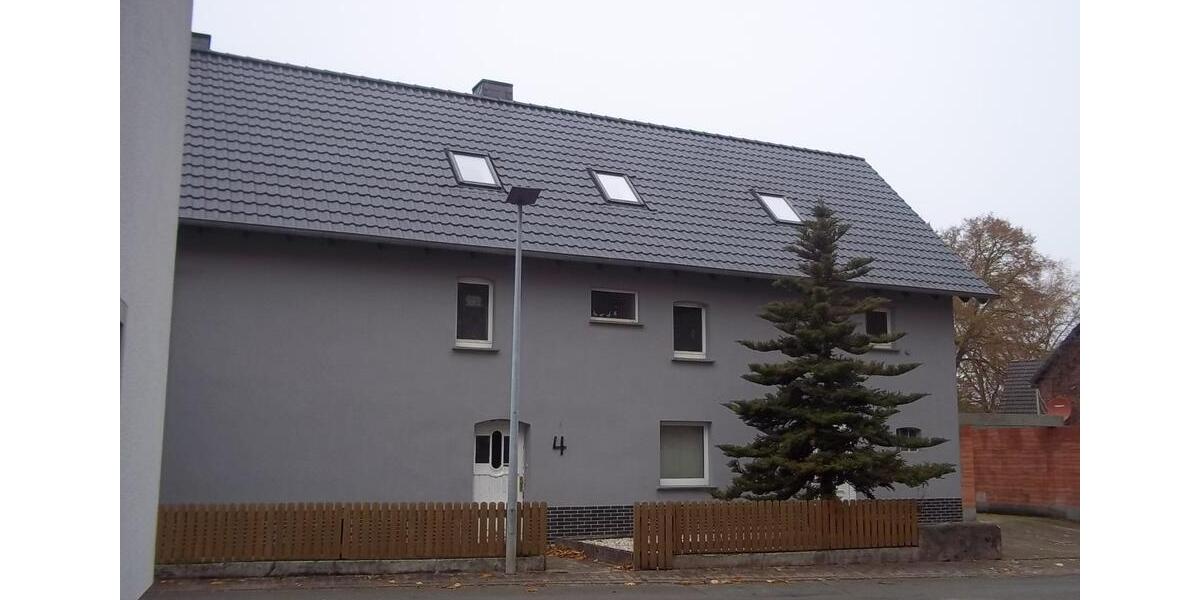 Einfamilienhaus Willebadessen - 11 Zimmer, 200 m&sup2;, 129.000&euro; | Angebot:25809251