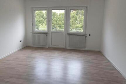 Haus Nieheim - 2 Zimmer, 110 m&sup2;, 630&euro; | Angebot:26163635