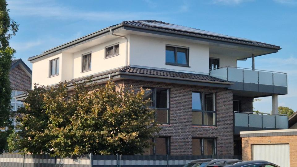 Etagenwohnung Hövelhof - 3 Zimmer, 95 m&sup2;, 1.100&euro; | Angebot:27605378