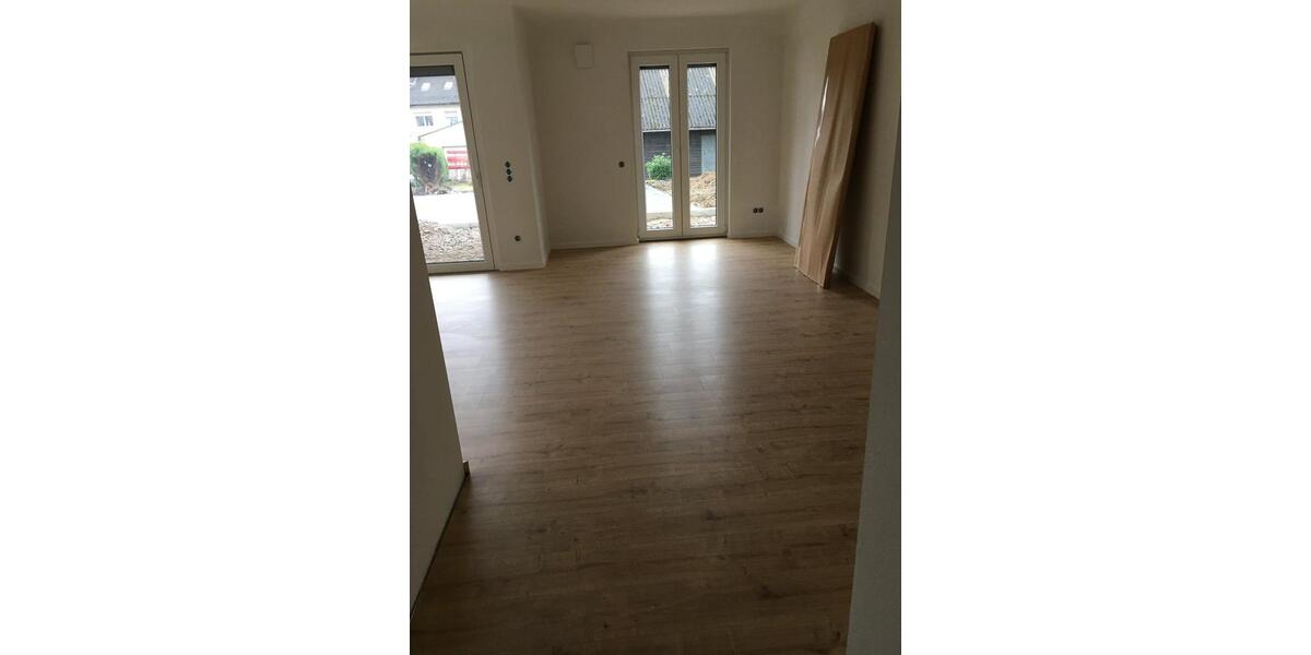 Erdgeschoßwohnung Paderborn Neuenbeken - 3 Zimmer, 80 m&sup2;, 1.046&euro; | Angebot:25790487