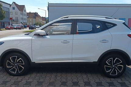 MG ZS 76.000 km 14.950 € Paderborn 33098