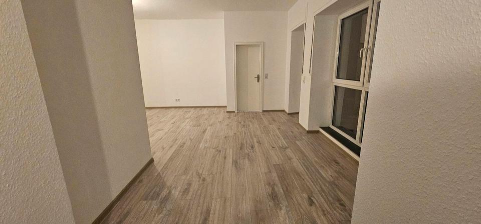 Erdgeschoßwohnung Bad Wünnenberg - 2 Zimmer, 85 m&sup2;, 585&euro; | Angebot:26665023