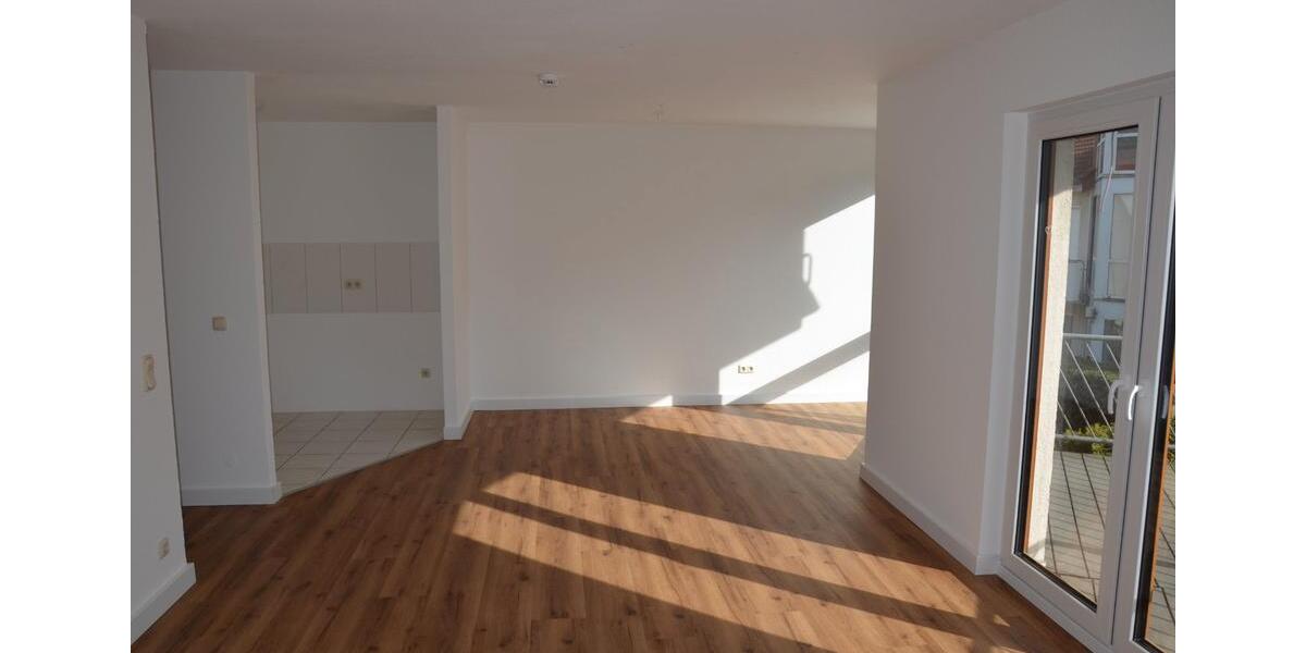 Etagenwohnung Bad Lippspringe - 3 Zimmer, 81 m&sup2;, 170.000&euro; | Angebot:26329413