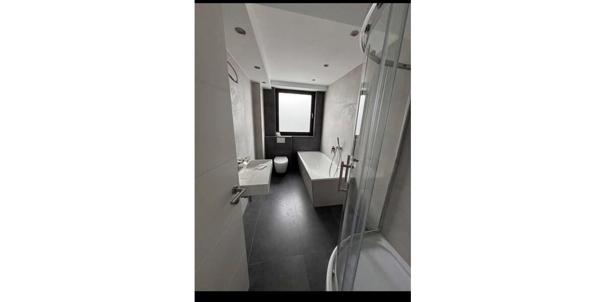 Dachgeschoßwohnung Paderborn Univiertel - 4 Zimmer, 110 m&sup2;, 1.400&euro; | Angebot:26237013