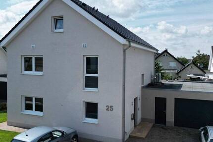 ***Energieeffizientes KFW55 Einfamilienhaus mit Wärmepumpe***