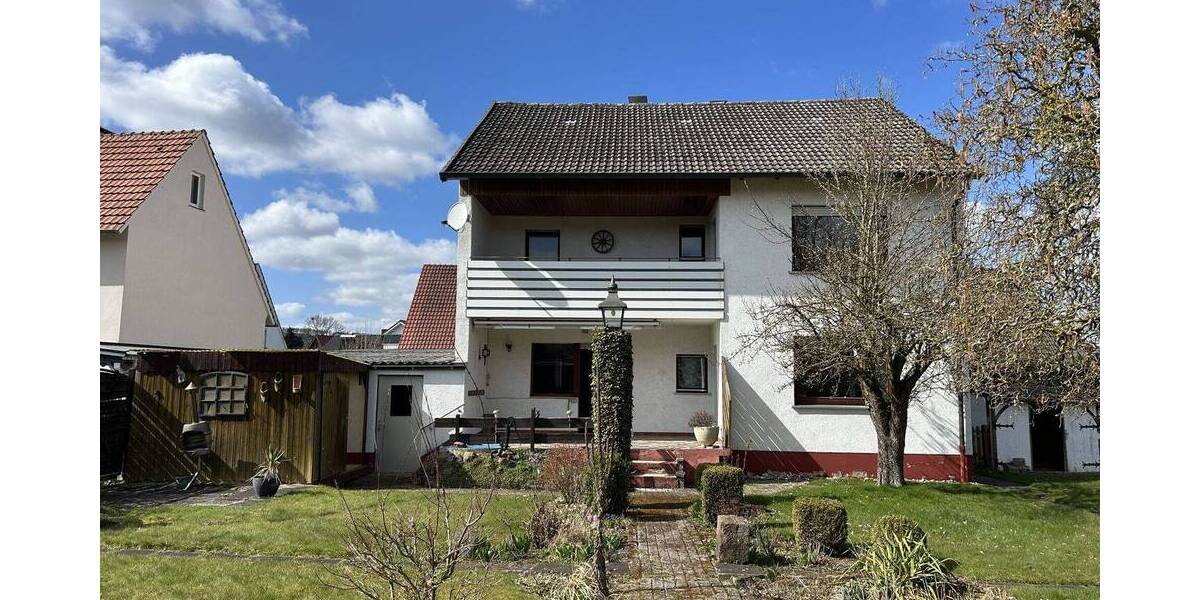 Einfamilienhaus Willebadessen - 5 Zimmer, 140 m&sup2;, 199.000&euro; | Angebot:26724091