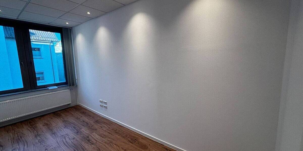 Gewerbeobjekt Paderborn Kernstadt - 1 Zimmer, 15 m&sup2;, 350&euro; | Angebot:26376669