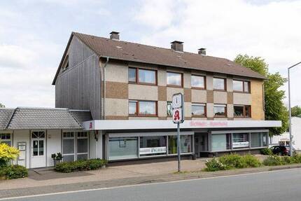 Für Investoren & Unternehmer: Solides Mehrparteienhaus mit Gewerbeanteil in Detmold zimmer