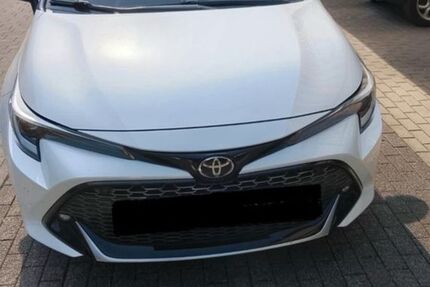 Toyota Corolla 28.000 km 31.000 &euro; Paderborn 33102