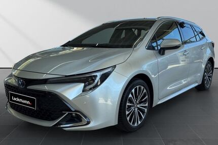 Toyota Corolla 13.800 km 28.890 &euro; Paderborn 33104