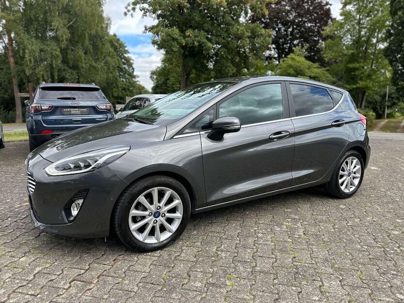Ford Fiesta 48.419 km 15.990 € Willebadessen 34439