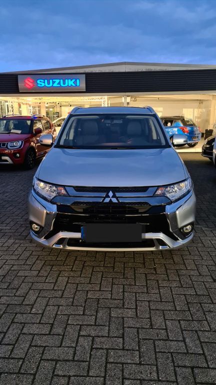 Mitsubishi Outlander 94.000 km 19.500 € Bielefeld 33611