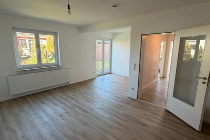 Haus Borchen - 3 Zimmer, 95 m&sup2;, 1.100&euro; | Angebot:24842322