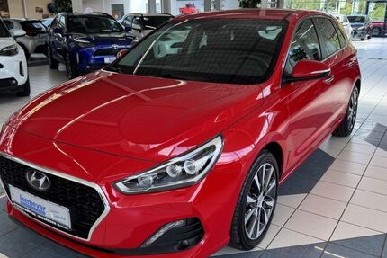Hyundai i30 55.530 km 16.890 &euro; Paderborn 33104