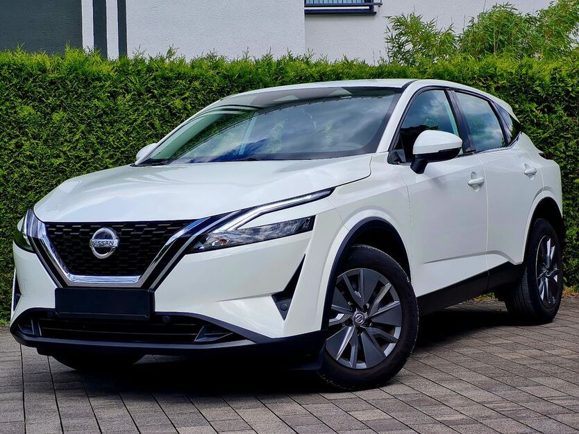 Nissan Qashqai 35.000 km 17.999 € Bad Lippspringe 33175