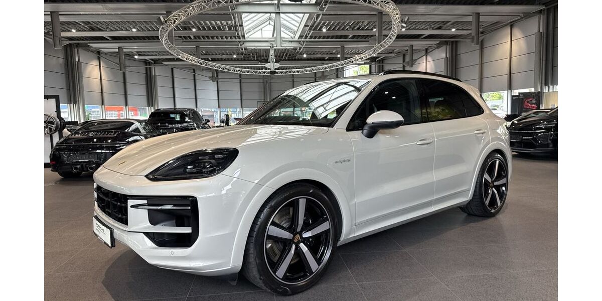 Porsche Cayenne 30.200 km 116.890 € Paderborn 33100