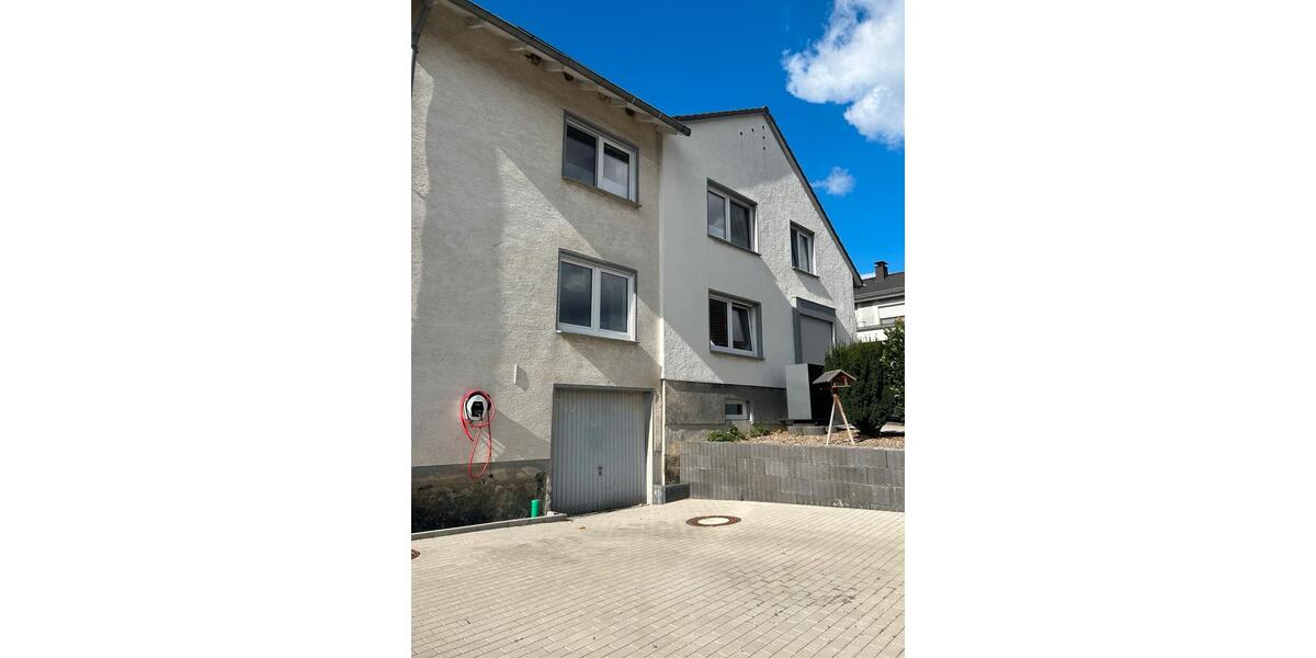 Erdgeschoßwohnung Borchen - 4 Zimmer, 100 m&sup2;, 1.100&euro; | Angebot:27551990