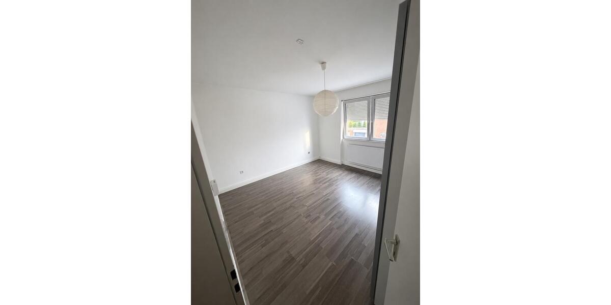 Etagenwohnung Paderborn - 2 Zimmer, 60 m&sup2;, 650&euro; | Angebot:27623975