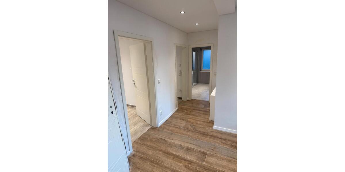 Erdgeschoßwohnung Paderborn Neuenbeken - 3 Zimmer, 100 m&sup2;, 1.500&euro; | Angebot:26262951